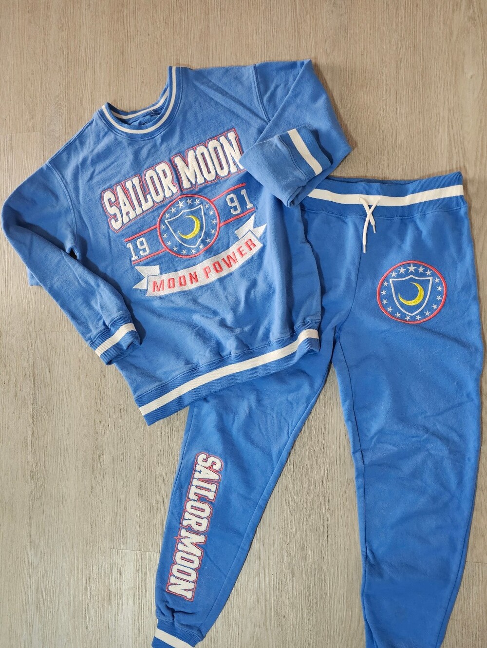 Sailor Moon Tracksuit Set BoxLunch Exclusive Varsity Sweatshirt Small Pants XS